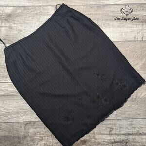 Liz Claiborne Embroidered Lined Skirt Size 14